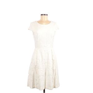 CREMIEUX Ivory Cocktail Dress